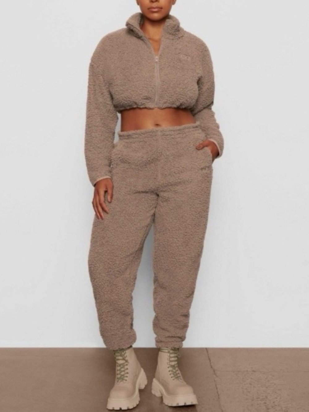 SKIMS Plush Sherpa jogger lounge pants in Taupe size M